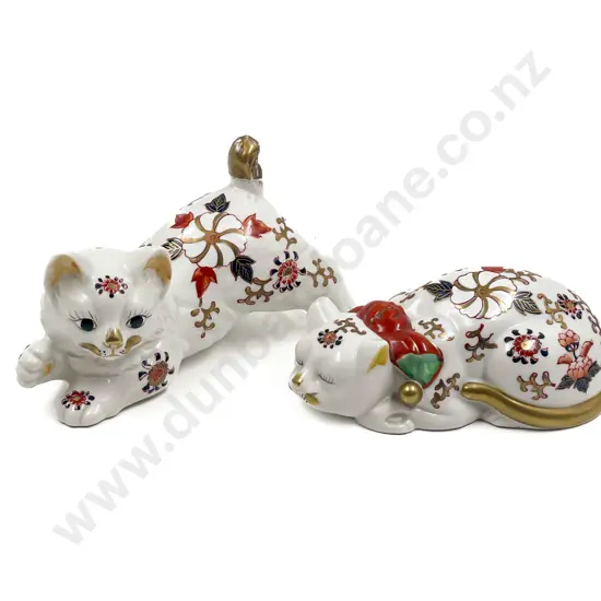 Two Imari Pattern Cat Ornaments