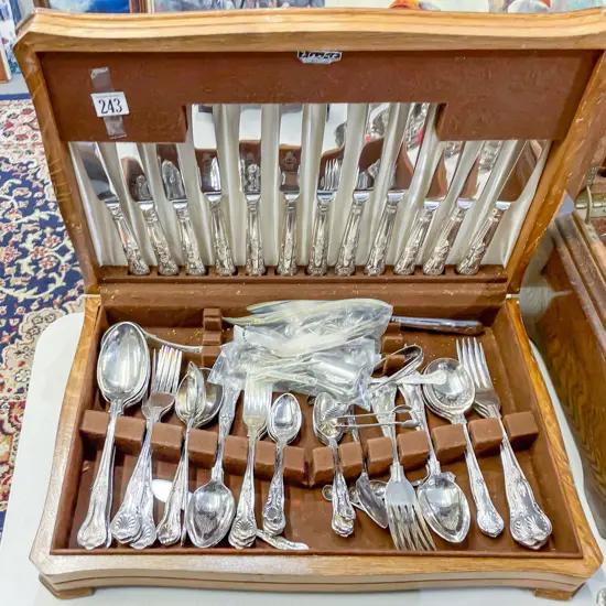 Canteen of Double Struck Kings Pattern Cutlery