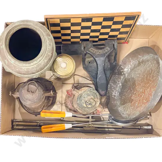 Quantity of Assorted Vintage incl Two Miners Lamps