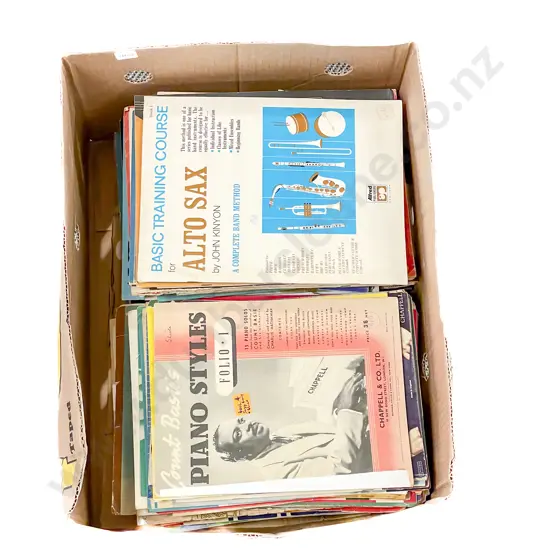 Quantity of Assorted Periodicals etc (PHOTO CHANGE)