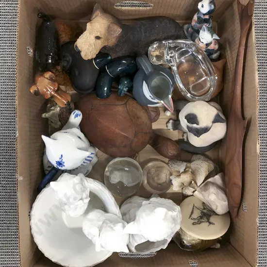 Quantity of Assorted Animal Ornaments etc