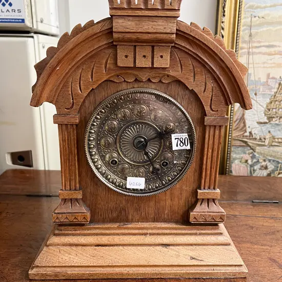 Mantle Clock