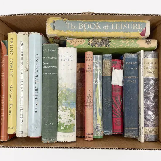 Box of Assorted Vintage Gardening Books