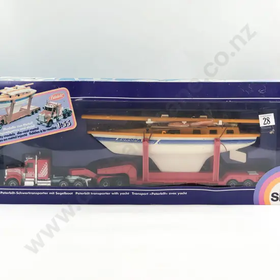Siku Boxed 4014 Peterbilt Transporter with Yacht