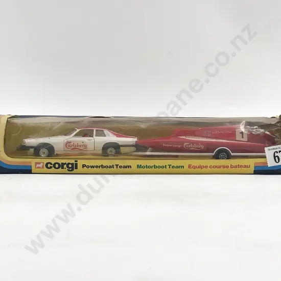 Corgi Boxed 38 Powerboat Team Carlsberg