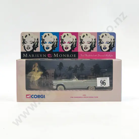 Corgi Boxed Model Ford Thunderbird & Marilyn