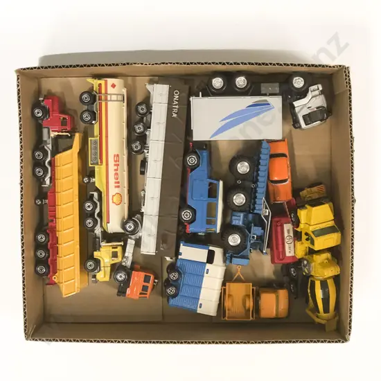 Qty Mixed Manufacture Unboxed Models