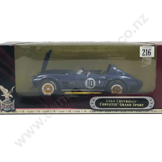 Road Signature Boxed 1:18 1964 Chevrolet Corvette Grand Sport