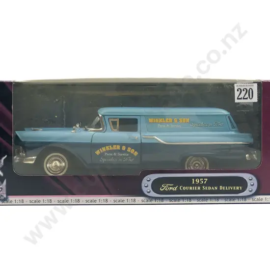 Road Signature Boxed 1:18 1957 Ford Courier Sedan Delivery