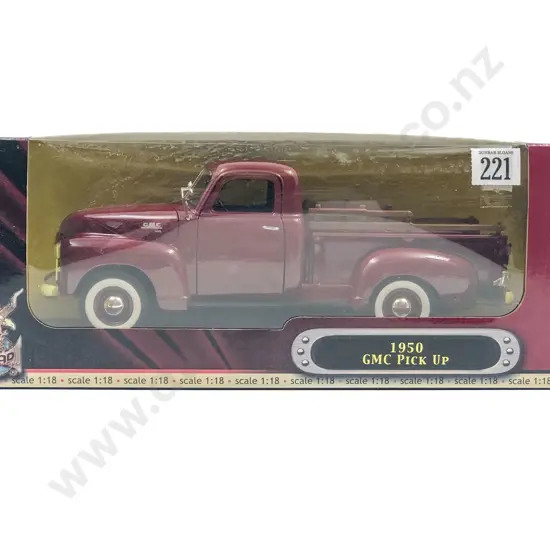 Road Signature Boxed 1:18 1950 GMC Pick Up