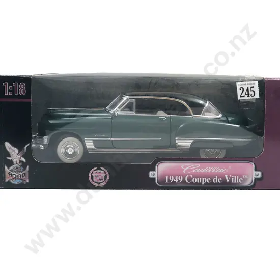Road Signature Boxed 1:18 1949 Coupe de Ville