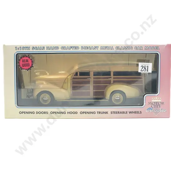 Motor City Boxed 1:18 1939 Chevy Woody Wagon