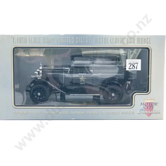 Motor City Boxed 1:18 1931 Ford Model A Tudor Police Car
