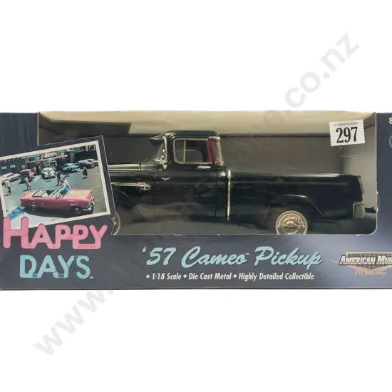 Ertl American Muscle Boxed 1:18 Happy Days '57 Comeo Pickup