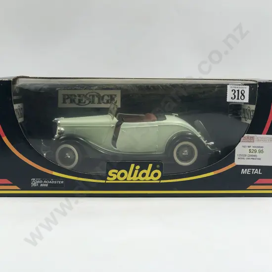 Solido Boxed 1:18 8008 Ford Roadster