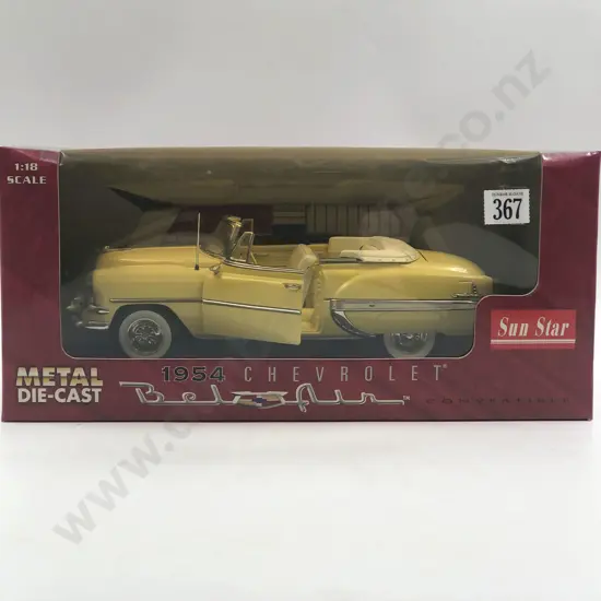 Sun Star Boxed 1:18 1954 Chevrolet Bel Air Convertible
