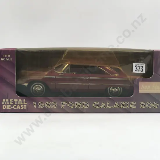 Sun Star Boxed 1:18 1963 Ford Galaxie 500 Hardtop