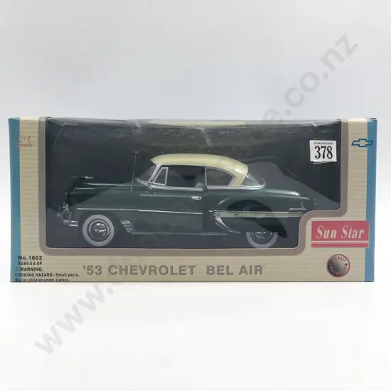Sun Star Boxed 1:18 Classic Models 1953 Chevrolet Bel Air