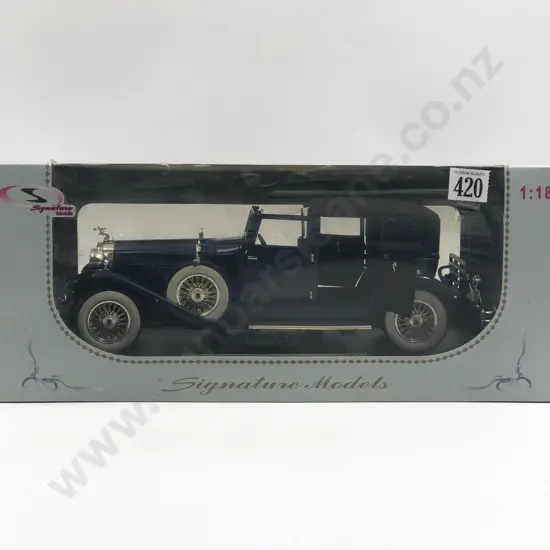 Signature Models Boxed 1:18 1930 Packard LeBaron