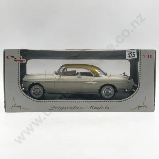 Signature Models Boxed 1:18 1955 Chrysler Imperial