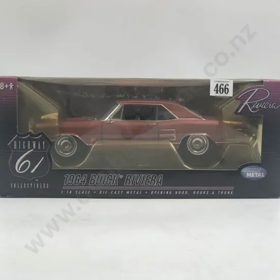 Highway 61 Boxed 1:18 1964 Buick Riviera