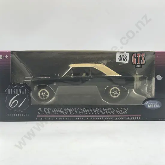 Highway 61 Boxed 1:18 1968 Dodge Dart