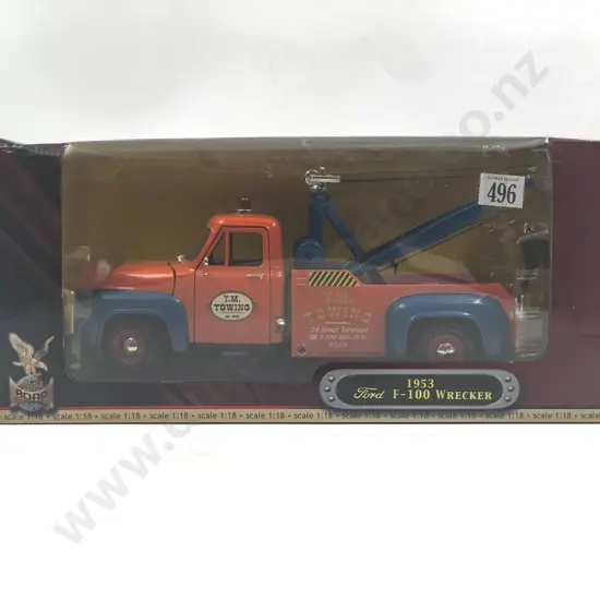 Road Signature Boxed 1:18 1953 Ford F-100 Wrecker