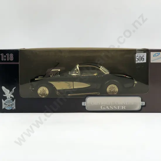 Road Signature Boxed 1:18 1957 Chevrolet Corvette Gasser