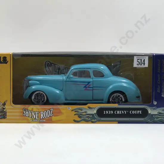 Road Signature Shyne Rodz Boxed 1:18 1939 Chevy Coupe