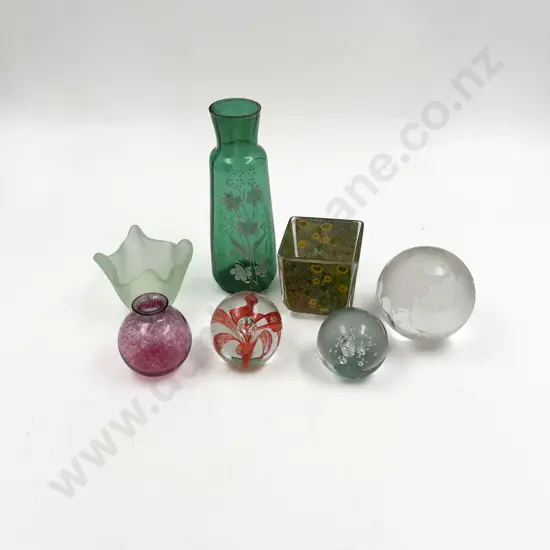 Small Quantity of Assorted Art Glass Etc.
