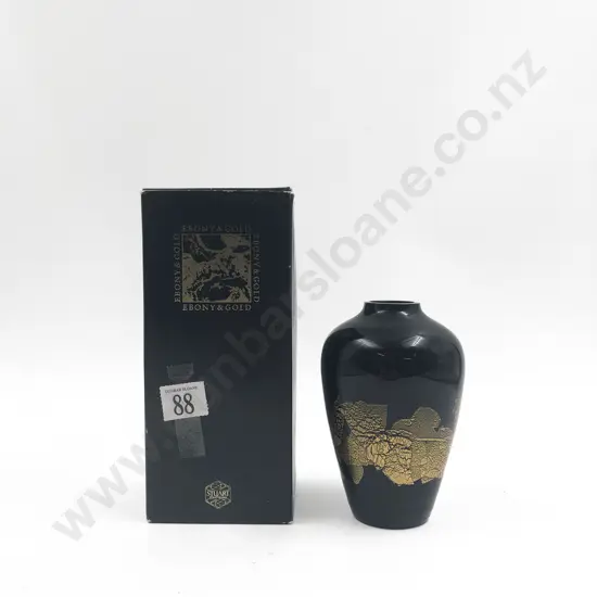 Boxed Stuart Strathearn Ebony and Gold Art Glass Vase