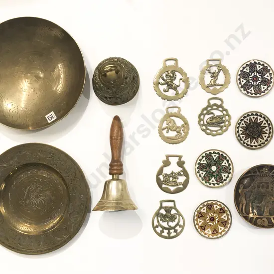 Qty of Assorted Brassware incl Bells and Horse Brasses