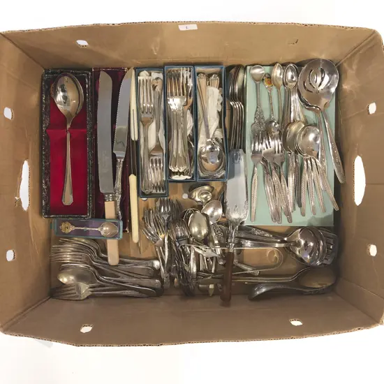 Qty of Assorted Cutlery