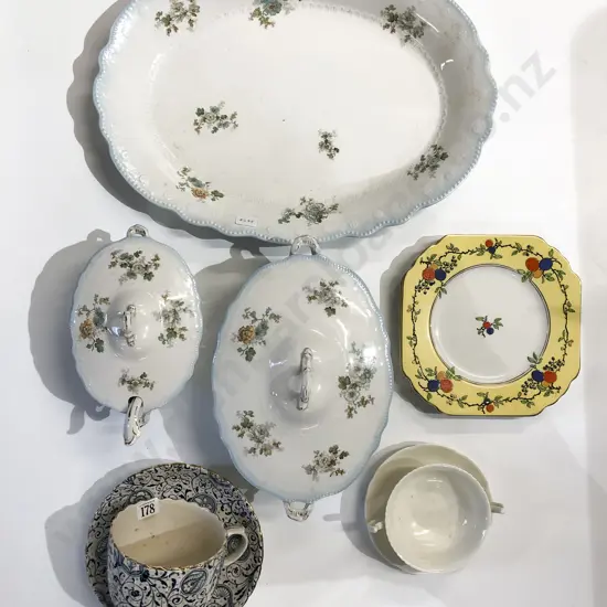 Qty of Assorted Fancy China incl Wedgwood and RD