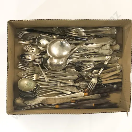 Qty of Assorted Cutlery Etc.