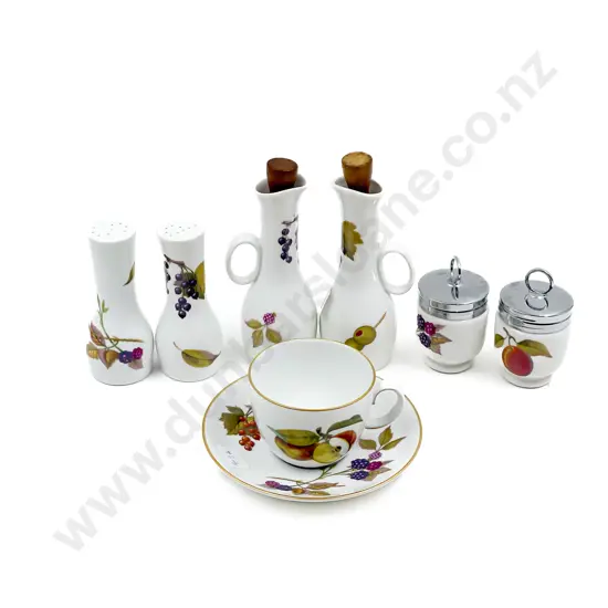 Small Qty of Assorted Royal Worcester Evesham China Etc