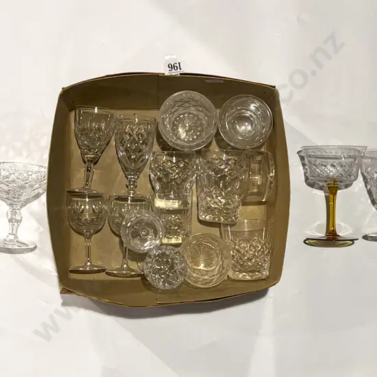 Small Qty of Assorted Crystal and Glassware Etc.