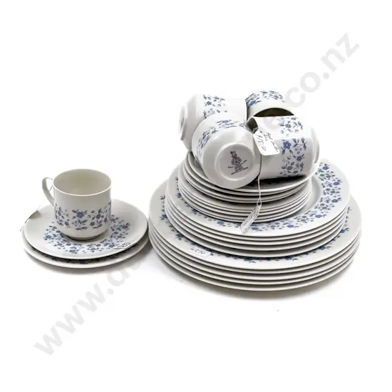 Qty of RD "Galaxy" Pattern Dinner China