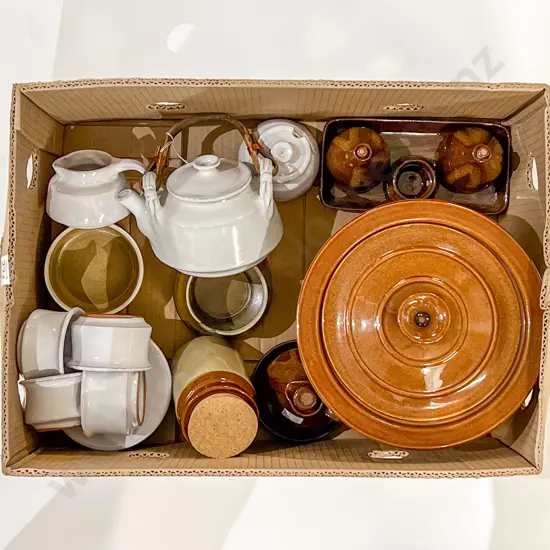 Qty of Assorted Stoneware incl Temuka