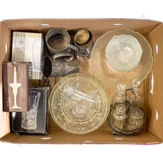 Quantity of Assorted Glassware