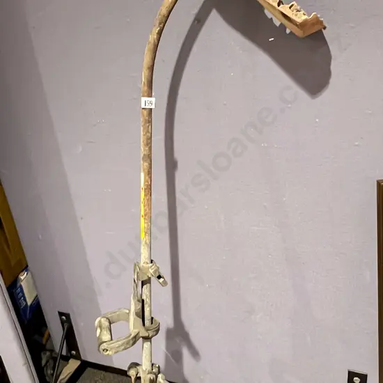 Petrol Line Trimer & Chainsaw