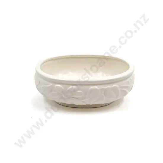 NZ Flair Art Pottery Dish