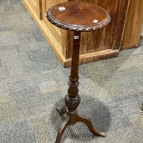 Tripod Based Plant Stand