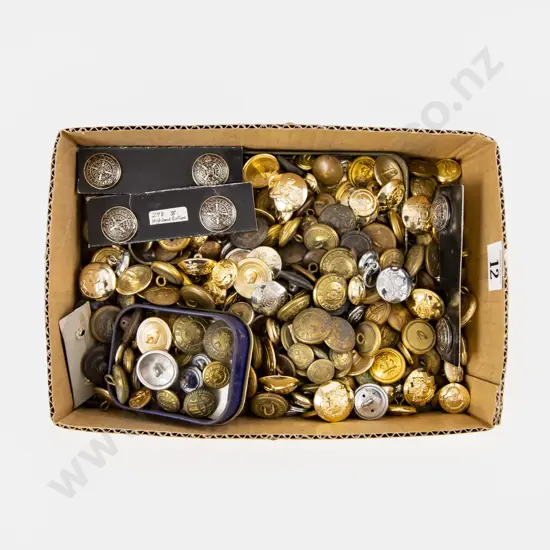Collection NZ and World Military Vintage and Modern Metal Buttons
