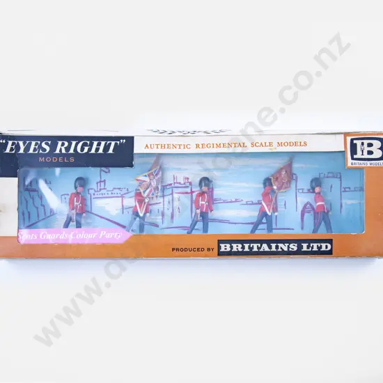 Boxed Britains Toy Soldiers 'Eyes Right' 7226