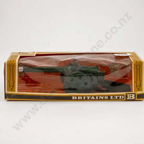 Boxed Britains Gun Models No 9730 4.7 Naval Gun