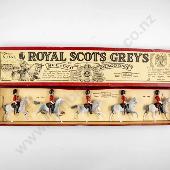 Vintage Boxed Britains No32 Scots Greys (5)