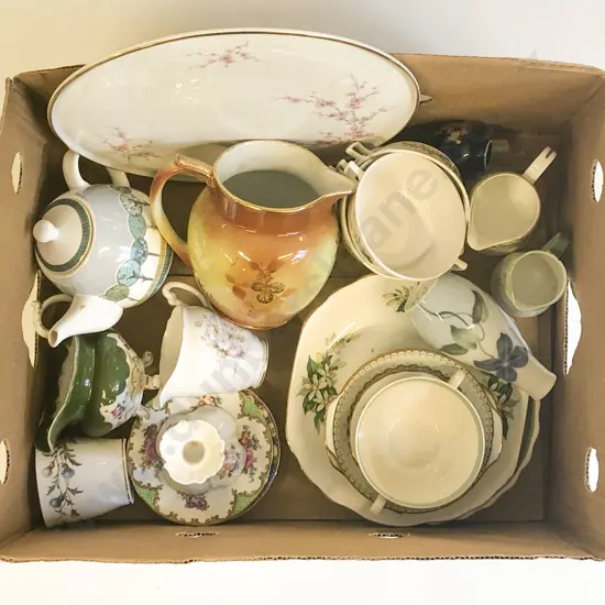 Box of Mixed Decorative China