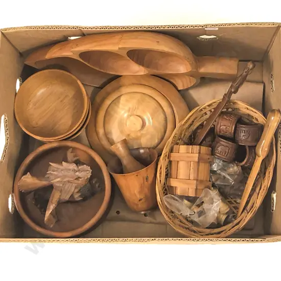 Box of Assorted Wood Ware