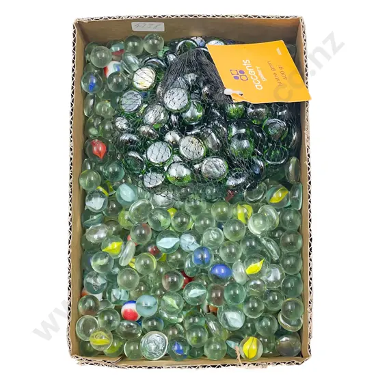 Quantity Marbles & Glass Beads